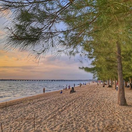 Mutiara Melaka Beach Resort By Glex Tangga Batu Экстерьер фото